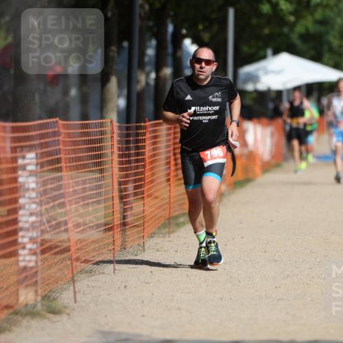 07.09.2025 - 19. Norderstedt Triathlon Michael Strokosch http://msf.ph/oto/8800663 07.09.2025 12:01:14 Laufen 787, 796 meine-sportfotos.de