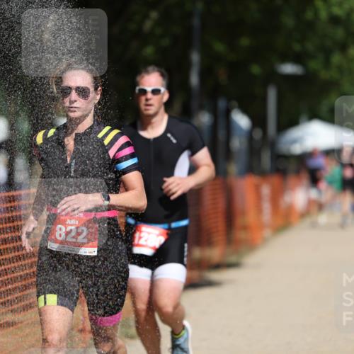 07.09.2025 - 19. Norderstedt Triathlon Michael Strokosch http://msf.ph/oto/8800667 07.09.2025 12:30:46 Laufen 822, 1280, 1343 meine-sportfotos.de