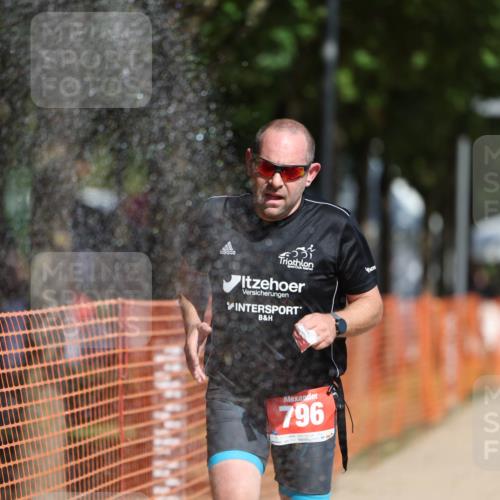07.09.2025 - 19. Norderstedt Triathlon Michael Strokosch http://msf.ph/oto/8800722 07.09.2025 12:01:17 Laufen 796 meine-sportfotos.de