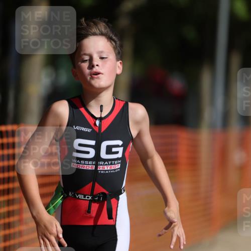 07.09.2025 - 19. Norderstedt Triathlon Michael Strokosch http://msf.ph/oto/8800736 07.09.2025 10:57:41 Laufen 60, 130 meine-sportfotos.de