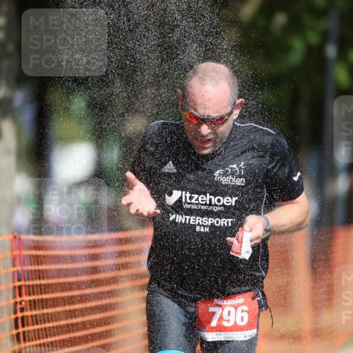 07.09.2025 - 19. Norderstedt Triathlon Michael Strokosch http://msf.ph/oto/8800748 07.09.2025 12:01:18 Laufen 796, 1348 meine-sportfotos.de