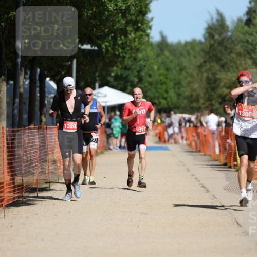 07.09.2025 - 19. Norderstedt Triathlon Michael Strokosch http://msf.ph/oto/8800750 07.09.2025 12:30:54 Laufen 710, 1300, 1320, 1372 meine-sportfotos.de