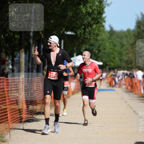 07.09.2025 - 19. Norderstedt Triathlon Michael Strokosch http://msf.ph/oto/8800787 07.09.2025 12:30:56 Laufen 710, 1300, 1320, 1372 meine-sportfotos.de