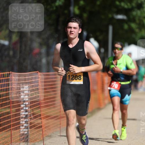 07.09.2025 - 19. Norderstedt Triathlon Michael Strokosch http://msf.ph/oto/8800886 07.09.2025 12:01:26 Laufen 770, 1208, 1332, 1348 meine-sportfotos.de