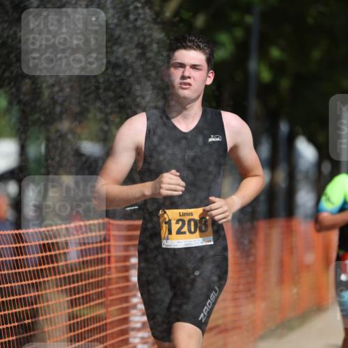 07.09.2025 - 19. Norderstedt Triathlon Michael Strokosch http://msf.ph/oto/8800912 07.09.2025 12:01:27 Laufen 770, 1208, 1301, 1332, 1348 meine-sportfotos.de