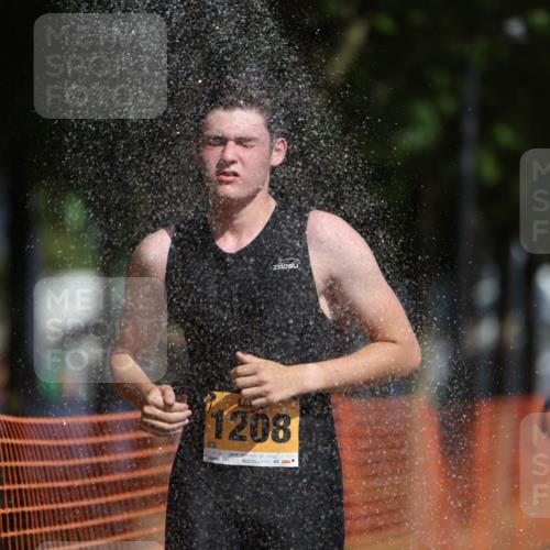 07.09.2025 - 19. Norderstedt Triathlon Michael Strokosch http://msf.ph/oto/8800925 07.09.2025 12:01:28 Laufen 770, 774, 1208, 1301, 1332, 1348 meine-sportfotos.de