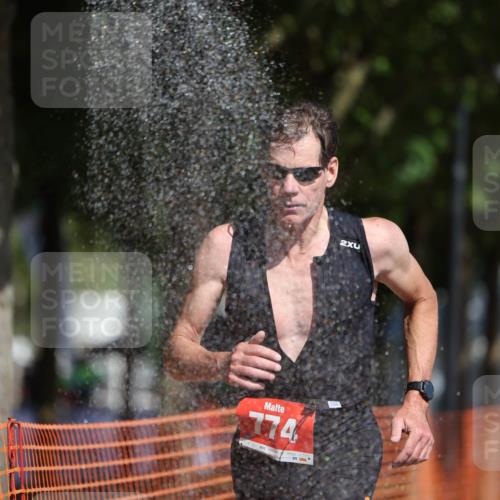 07.09.2025 - 19. Norderstedt Triathlon Michael Strokosch http://msf.ph/oto/8801104 07.09.2025 12:01:36 Laufen 148, 774, 1178, 1301, 1332, 1334 meine-sportfotos.de