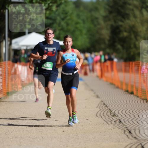 07.09.2025 - 19. Norderstedt Triathlon Michael Strokosch http://msf.ph/oto/8801141 07.09.2025 10:58:08 Laufen 57, 59, 643, 666, 693 meine-sportfotos.de