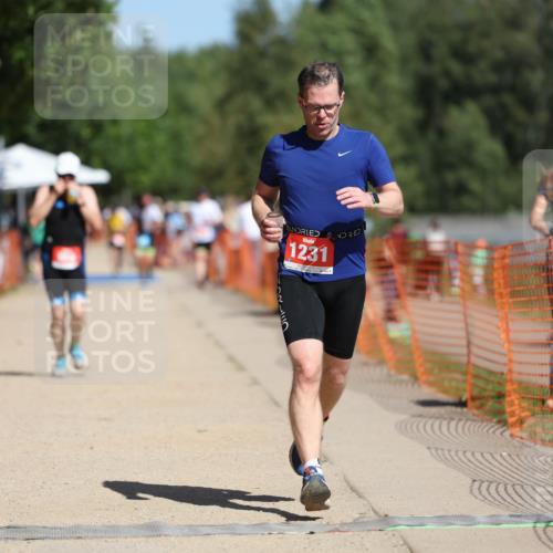 07.09.2025 - 19. Norderstedt Triathlon Michael Strokosch http://msf.ph/oto/8801152 07.09.2025 12:31:28 Laufen 850, 1231, 1361 meine-sportfotos.de