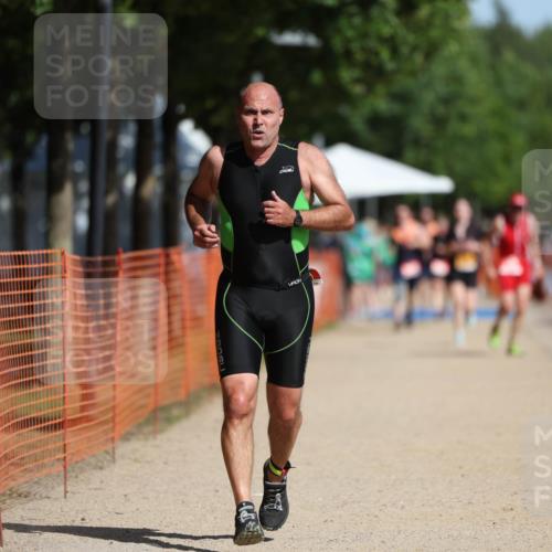 07.09.2025 - 19. Norderstedt Triathlon Michael Strokosch http://msf.ph/oto/8801445 07.09.2025 12:02:19 Laufen 1190, 1217, 1218 meine-sportfotos.de