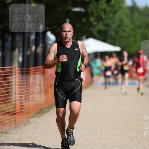 07.09.2025 - 19. Norderstedt Triathlon Michael Strokosch http://msf.ph/oto/8801451 07.09.2025 12:02:19 Laufen 1190, 1217, 1218 meine-sportfotos.de
