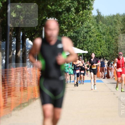 07.09.2025 - 19. Norderstedt Triathlon Michael Strokosch http://msf.ph/oto/8801474 07.09.2025 12:02:21 Laufen 1217 meine-sportfotos.de