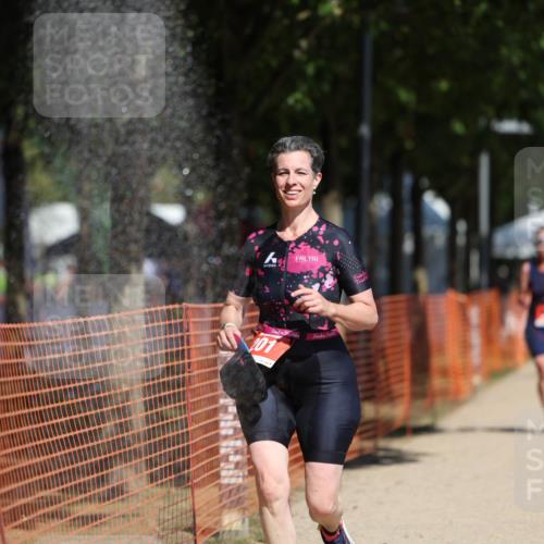 07.09.2025 - 19. Norderstedt Triathlon Michael Strokosch http://msf.ph/oto/8801478 07.09.2025 12:32:07 Laufen 201, 216, 741 meine-sportfotos.de