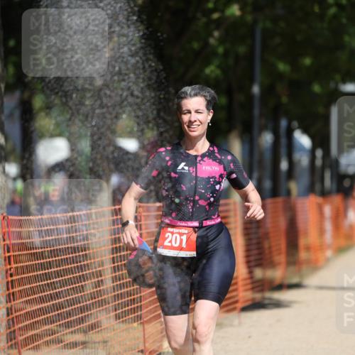 07.09.2025 - 19. Norderstedt Triathlon Michael Strokosch http://msf.ph/oto/8801485 07.09.2025 12:32:08 Laufen 201, 216, 741 meine-sportfotos.de
