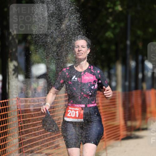 07.09.2025 - 19. Norderstedt Triathlon Michael Strokosch http://msf.ph/oto/8801499 07.09.2025 12:32:08 Laufen 201, 216, 741 meine-sportfotos.de