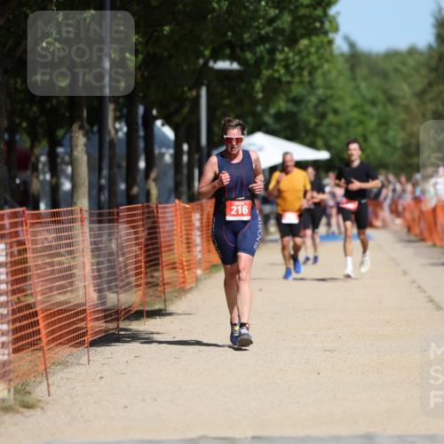 07.09.2025 - 19. Norderstedt Triathlon Michael Strokosch http://msf.ph/oto/8801528 07.09.2025 12:32:10 Laufen 164, 201, 216, 741 meine-sportfotos.de