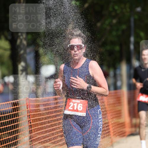 07.09.2025 - 19. Norderstedt Triathlon Michael Strokosch http://msf.ph/oto/8801632 07.09.2025 12:32:15 Laufen 164, 216, 234 meine-sportfotos.de