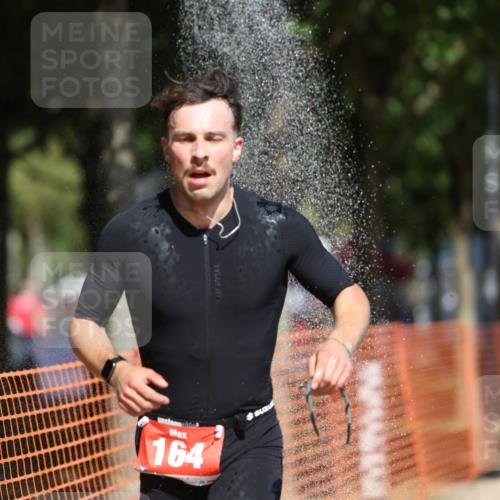07.09.2025 - 19. Norderstedt Triathlon Michael Strokosch http://msf.ph/oto/8801675 07.09.2025 12:32:17 Laufen 164, 216, 234, 1349 meine-sportfotos.de