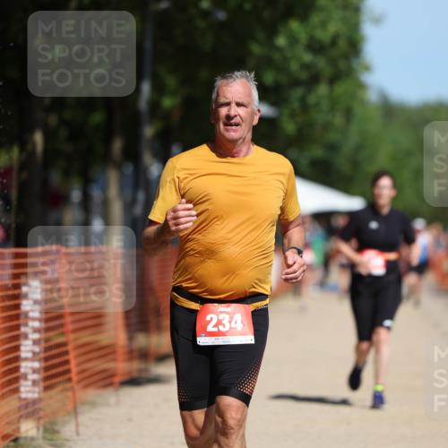 07.09.2025 - 19. Norderstedt Triathlon Michael Strokosch http://msf.ph/oto/8801705 07.09.2025 12:32:21 Laufen 164, 234, 1349 meine-sportfotos.de