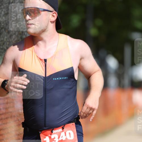07.09.2025 - 19. Norderstedt Triathlon Michael Strokosch http://msf.ph/oto/8801719 07.09.2025 12:02:33 Laufen 203, 1159, 1340, 1341, 1365 meine-sportfotos.de