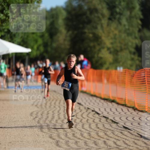 07.09.2025 - 19. Norderstedt Triathlon Michael Strokosch http://msf.ph/oto/8801728 07.09.2025 09:16:10 Laufen 28 meine-sportfotos.de