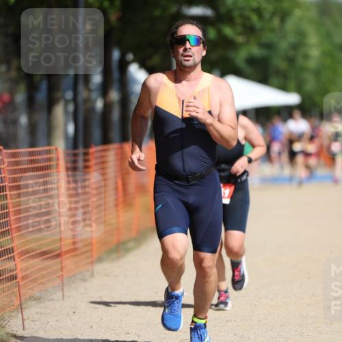 07.09.2025 - 19. Norderstedt Triathlon Michael Strokosch http://msf.ph/oto/8801785 07.09.2025 12:02:36 Laufen 203, 1159, 1340, 1341, 1365 meine-sportfotos.de
