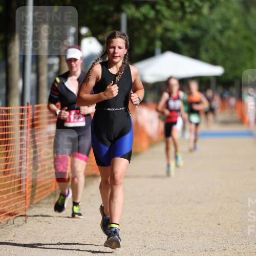 07.09.2025 - 19. Norderstedt Triathlon Michael Strokosch http://msf.ph/oto/8801794 07.09.2025 10:59:17 Laufen 64, 83, 1123 meine-sportfotos.de
