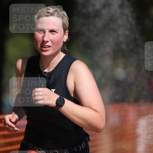 07.09.2025 - 19. Norderstedt Triathlon Michael Strokosch http://msf.ph/oto/8801845 07.09.2025 12:02:41 Laufen 1341, 1365 meine-sportfotos.de