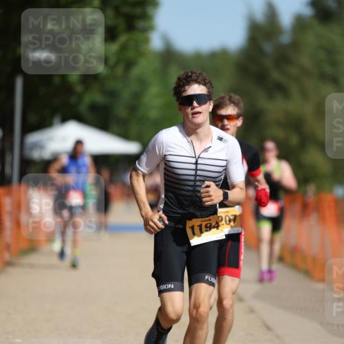 07.09.2025 - 19. Norderstedt Triathlon Michael Strokosch http://msf.ph/oto/8801870 07.09.2025 12:02:49 Laufen 1194, 1207 meine-sportfotos.de