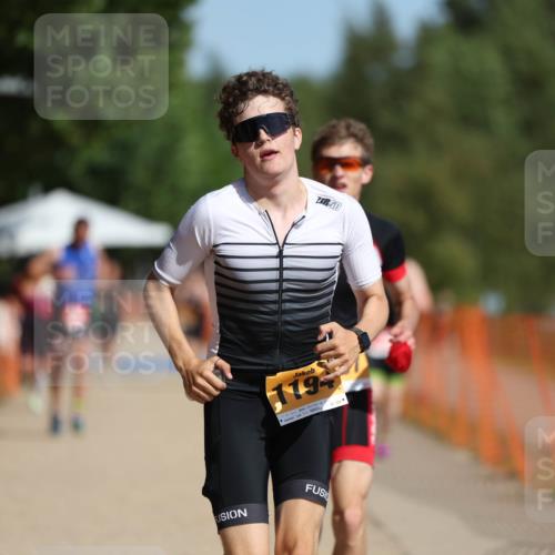07.09.2025 - 19. Norderstedt Triathlon Michael Strokosch http://msf.ph/oto/8801892 07.09.2025 12:02:50 Laufen 775, 784, 1194, 1207 meine-sportfotos.de