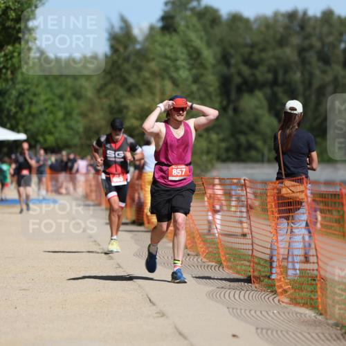 07.09.2025 - 19. Norderstedt Triathlon Michael Strokosch http://msf.ph/oto/8801988 07.09.2025 12:32:43 Laufen 695, 857 meine-sportfotos.de