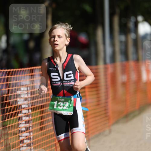 07.09.2025 - 19. Norderstedt Triathlon Michael Strokosch http://msf.ph/oto/8802031 07.09.2025 10:59:28 Laufen 73, 132 meine-sportfotos.de