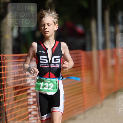 07.09.2025 - 19. Norderstedt Triathlon Michael Strokosch http://msf.ph/oto/8802040 07.09.2025 10:59:28 Laufen 73, 132 meine-sportfotos.de