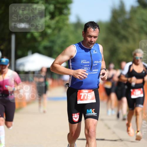 07.09.2025 - 19. Norderstedt Triathlon Michael Strokosch http://msf.ph/oto/8802045 07.09.2025 12:02:57 Laufen 186, 199, 775, 784, 1394 meine-sportfotos.de