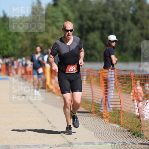 07.09.2025 - 19. Norderstedt Triathlon Michael Strokosch http://msf.ph/oto/8802125 07.09.2025 12:32:56 Laufen 245, 258, 728 meine-sportfotos.de
