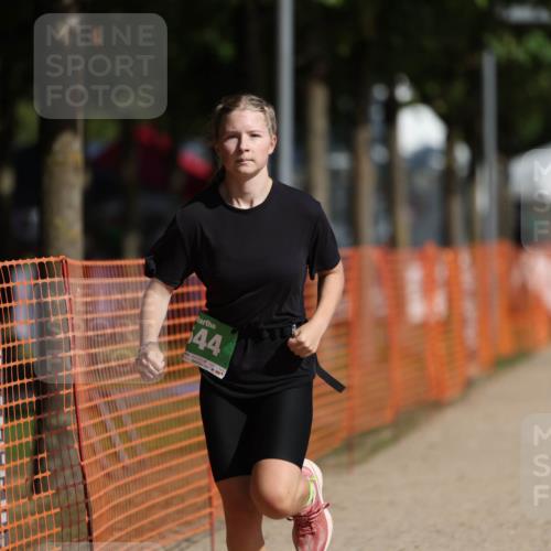 07.09.2025 - 19. Norderstedt Triathlon Michael Strokosch http://msf.ph/oto/8802140 07.09.2025 10:59:35 Laufen 644 meine-sportfotos.de