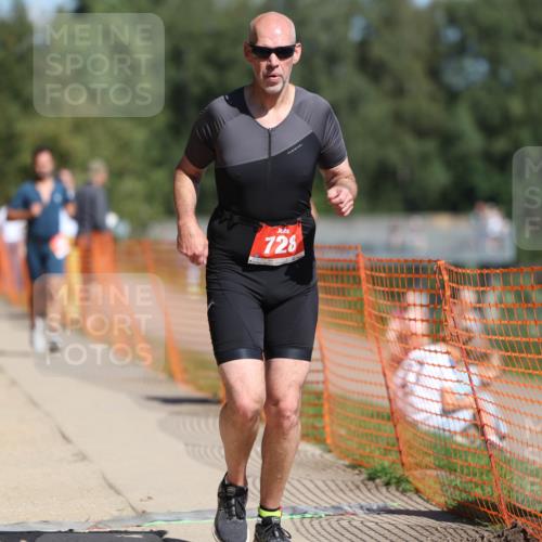 07.09.2025 - 19. Norderstedt Triathlon Michael Strokosch http://msf.ph/oto/8802159 07.09.2025 12:32:58 Laufen 245, 258, 728 meine-sportfotos.de