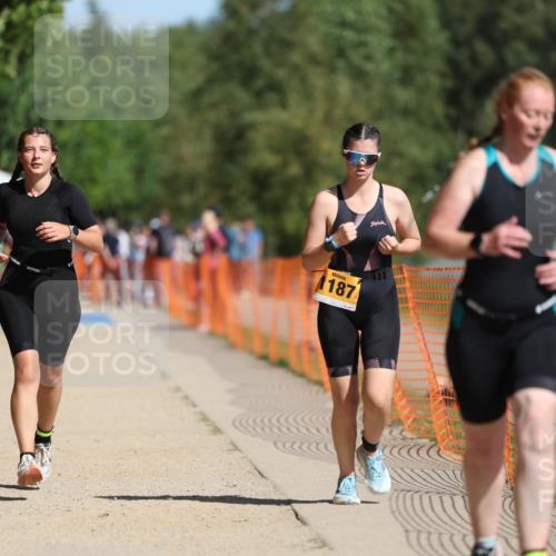 07.09.2025 - 19. Norderstedt Triathlon Michael Strokosch http://msf.ph/oto/8802176 07.09.2025 12:03:04 Laufen 186, 199, 1187, 1313, 1394 meine-sportfotos.de