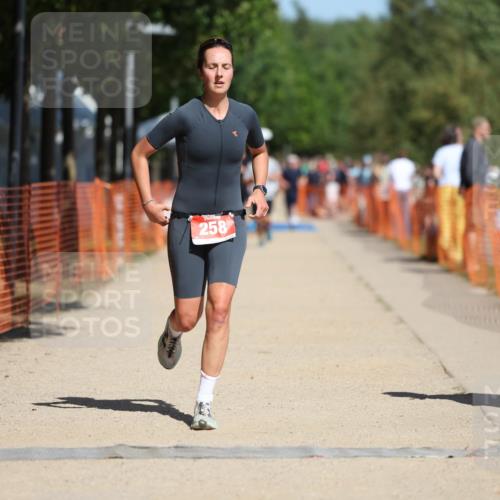 07.09.2025 - 19. Norderstedt Triathlon Michael Strokosch http://msf.ph/oto/8802206 07.09.2025 12:33:02 Laufen 245, 258, 728 meine-sportfotos.de