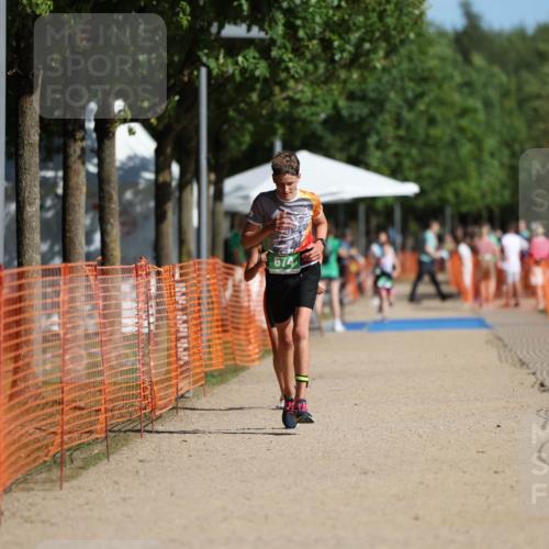 07.09.2025 - 19. Norderstedt Triathlon Michael Strokosch http://msf.ph/oto/8802362 07.09.2025 11:00:00 Laufen 91, 674, 681, 683 meine-sportfotos.de