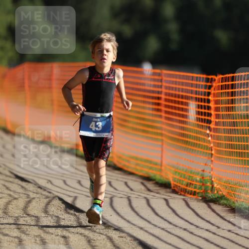 07.09.2025 - 19. Norderstedt Triathlon Michael Strokosch http://msf.ph/oto/8802365 07.09.2025 09:16:55 Laufen 43 meine-sportfotos.de