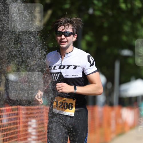 07.09.2025 - 19. Norderstedt Triathlon Michael Strokosch http://msf.ph/oto/8802367 07.09.2025 12:03:16 Laufen 1206 meine-sportfotos.de
