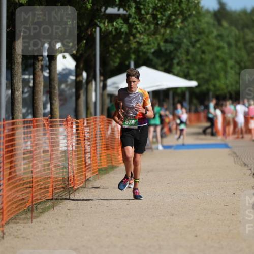07.09.2025 - 19. Norderstedt Triathlon Michael Strokosch http://msf.ph/oto/8802369 07.09.2025 11:00:00 Laufen 91, 674, 681, 683 meine-sportfotos.de