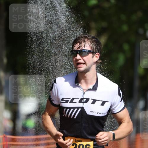 07.09.2025 - 19. Norderstedt Triathlon Michael Strokosch http://msf.ph/oto/8802380 07.09.2025 12:03:17 Laufen 154, 1206 meine-sportfotos.de