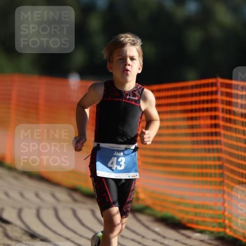 07.09.2025 - 19. Norderstedt Triathlon Michael Strokosch http://msf.ph/oto/8802398 07.09.2025 09:16:57 Laufen 43 meine-sportfotos.de