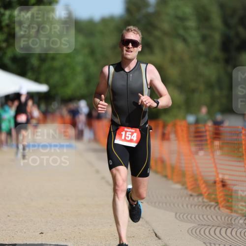 07.09.2025 - 19. Norderstedt Triathlon Michael Strokosch http://msf.ph/oto/8802417 07.09.2025 12:03:23 Laufen 154 meine-sportfotos.de