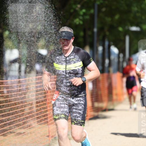07.09.2025 - 19. Norderstedt Triathlon Michael Strokosch http://msf.ph/oto/8802448 07.09.2025 12:33:23 Laufen 191, 210, 714, 782, 815, 1241, 1247, 1265, 1329 meine-sportfotos.de