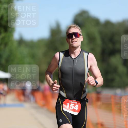 07.09.2025 - 19. Norderstedt Triathlon Michael Strokosch http://msf.ph/oto/8802458 07.09.2025 12:03:24 Laufen 154 meine-sportfotos.de
