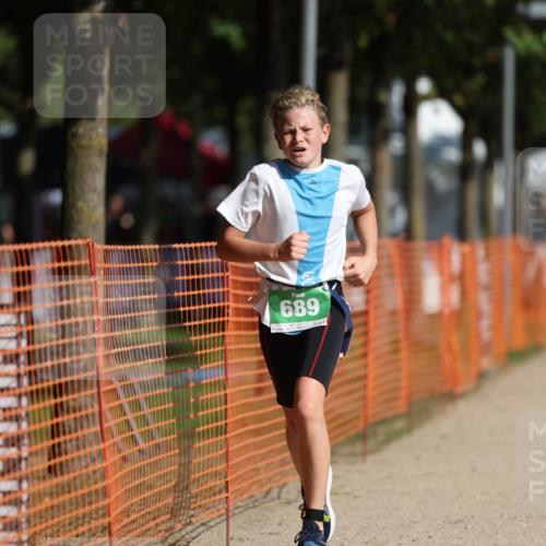 07.09.2025 - 19. Norderstedt Triathlon Michael Strokosch http://msf.ph/oto/8802573 07.09.2025 11:00:20 Laufen 69, 689 meine-sportfotos.de