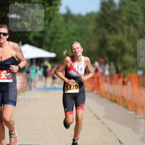 07.09.2025 - 19. Norderstedt Triathlon Michael Strokosch http://msf.ph/oto/8802624 07.09.2025 12:03:44 Laufen 1170, 1305 meine-sportfotos.de